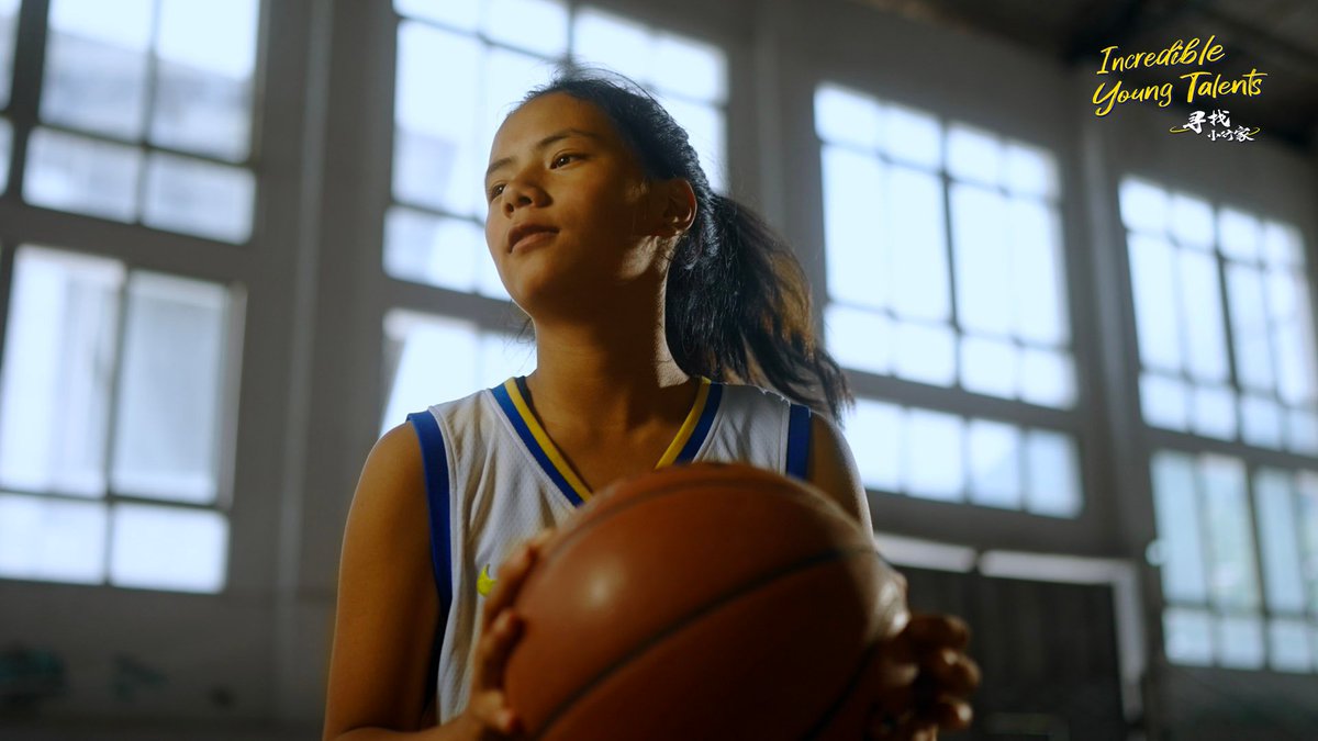 CGTNOfficial's tweet photo. Photo story: Rural girl from Sichuan chases her basketball dream #Talent https://t.co/vm9KP3XZAw https://t.co/Olebifqyf4