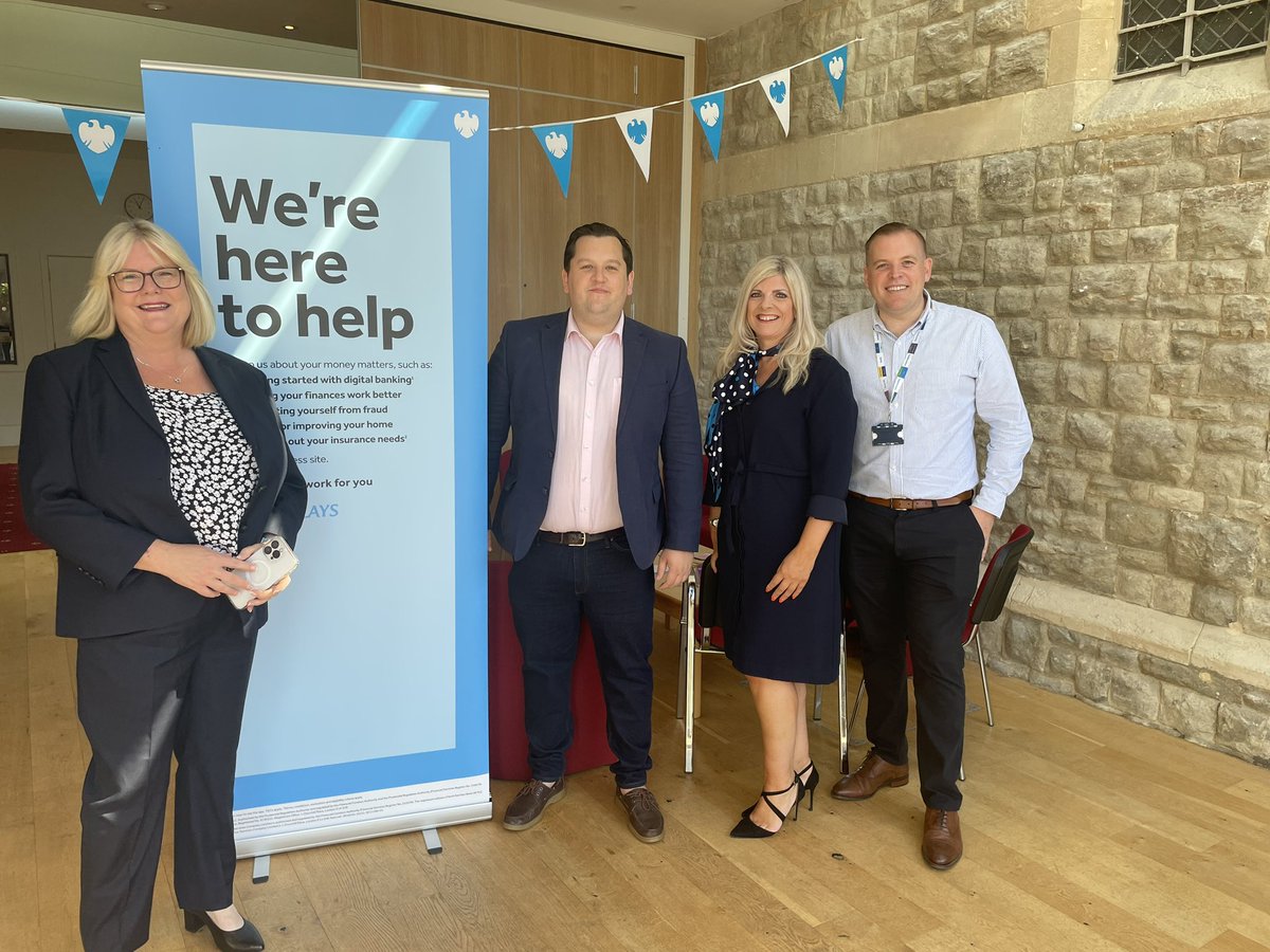 louie_french's tweet photo. Thank you to the Barclays Local team for meeting me this week to discuss local banking needs and their new weekly support service for customers in Sidcup. 

You can find out more here: 
https://t.co/EXfdEWQOqs https://t.co/yJlk3L8DBS