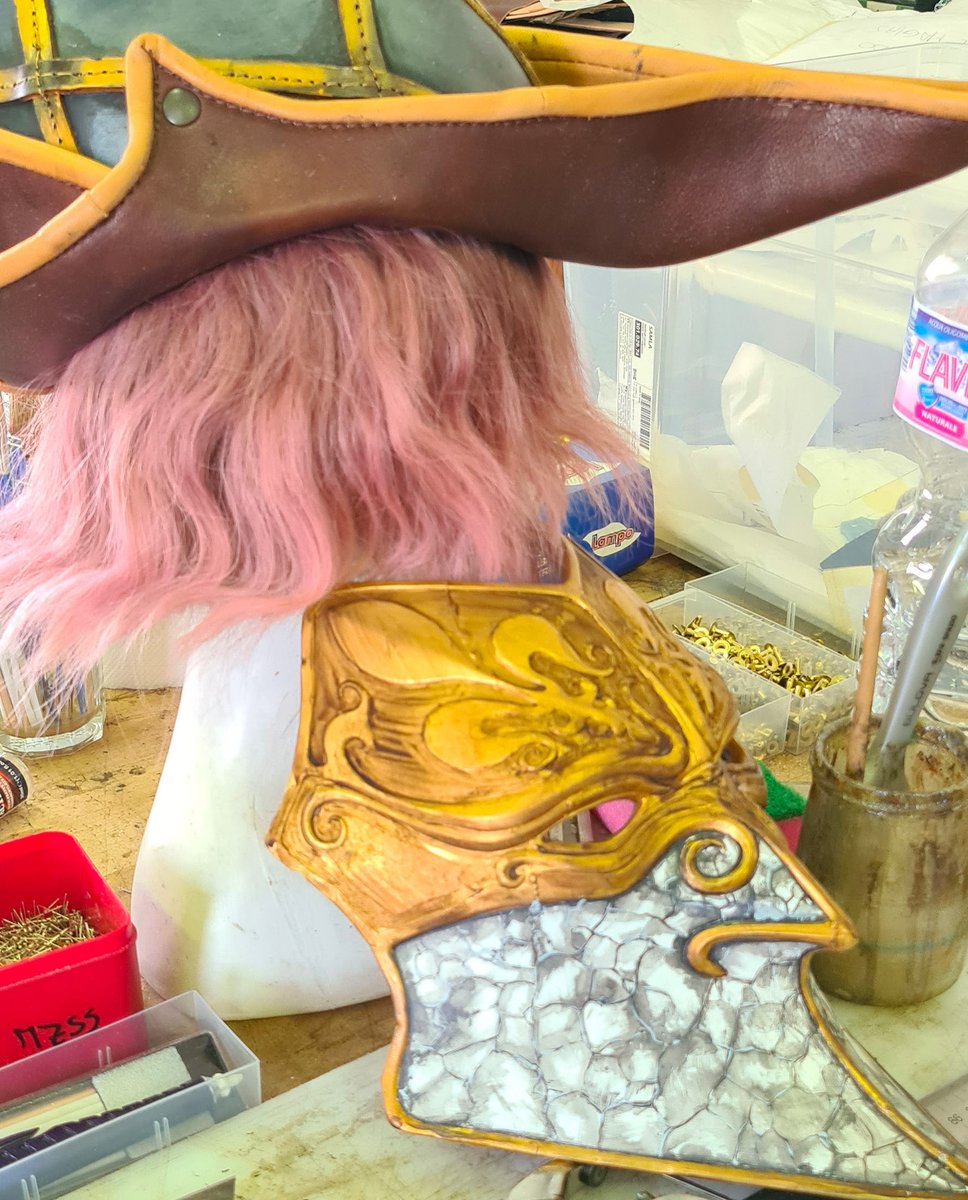 enotriagame's tweet photo. Some behind the scenes photos have recently surfaced from the atelier where the Enotria: The Last Song cosplay was created.🎭 #cosplaydetails

#enotriathelastsong #cosplay https://t.co/VeTc1QaLKk