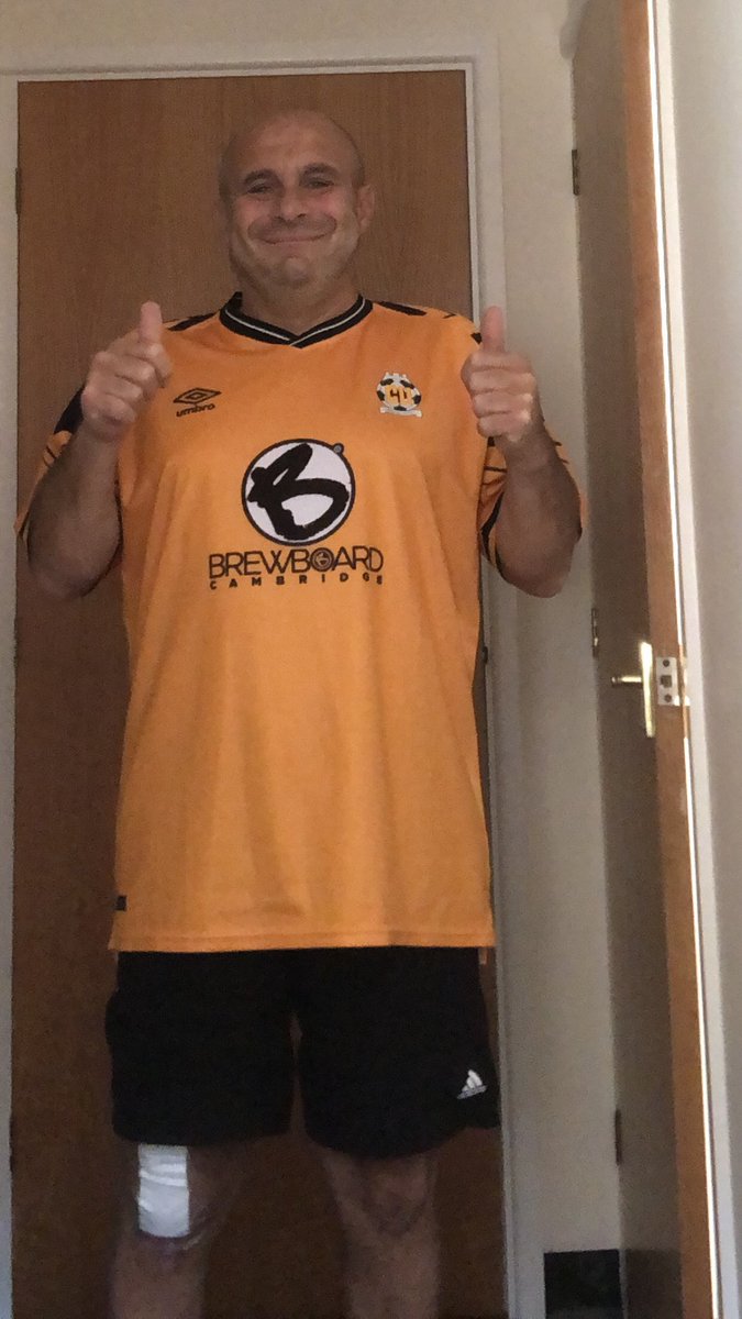 Camb_65's tweet photo. Good morning to all my mighty U’s.Hope you are all well. I still don’t feel comfortable or ready after my knee surgery to travel to the away games at the moment, but I’ll be watching with you all from the comfort of my https://t.co/Gzq0AMyldJ always,keep the faith💛🖤 https://t.co/ebcgMMGQ41