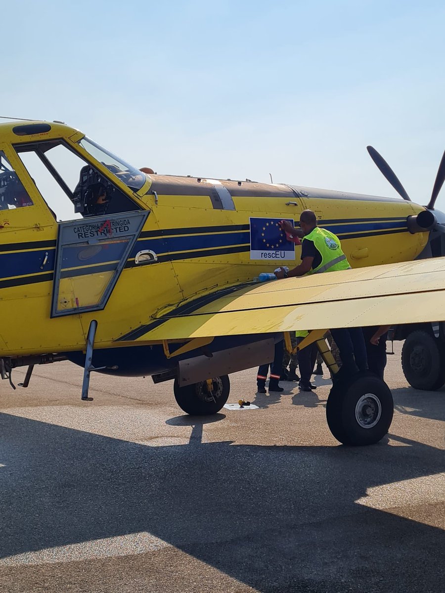 MPopowskiEU's tweet photo. A few years ago, #rescEU was just a proposal on paper. Today, 7 planes and 1 helicopter from the EU’s joint firefighting reserves are operating in Greece.
 
An uplifting realisation, even amid these tragic events.
 
A big thank you to all who continue to make #rescEU reality. https://t.co/FMLdQZhsxY