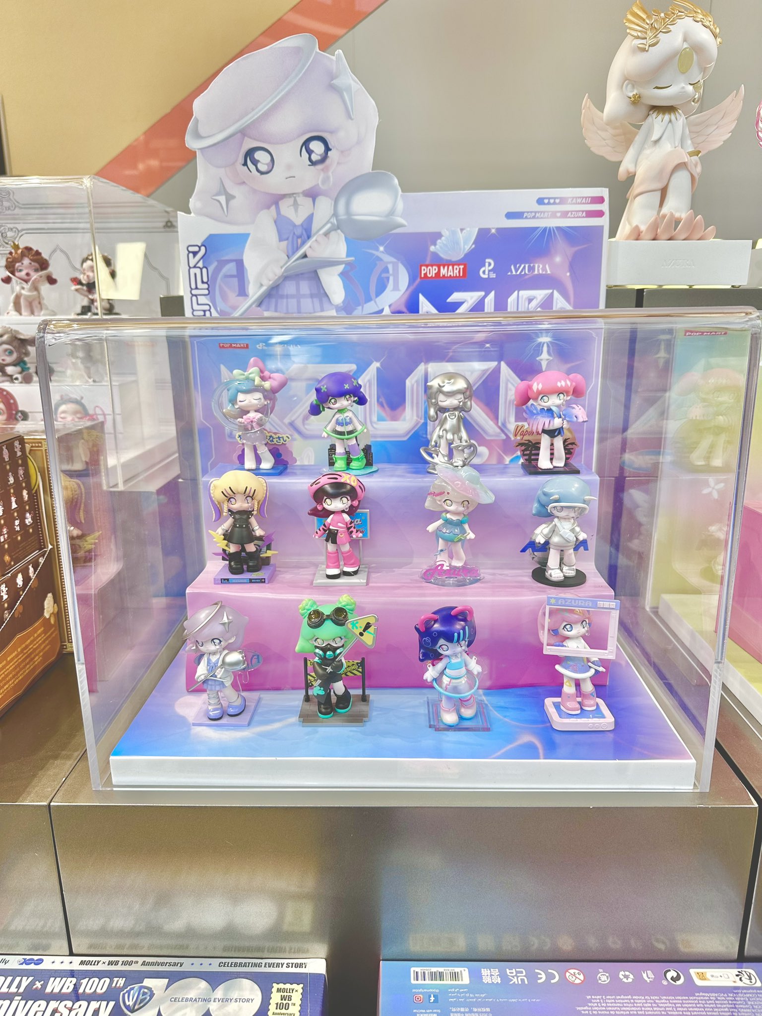 POP MART Azura の フィギュア と ディスプレーケース セット POP MART Azura の フィギュア と ディスプレーケース セット POP MART