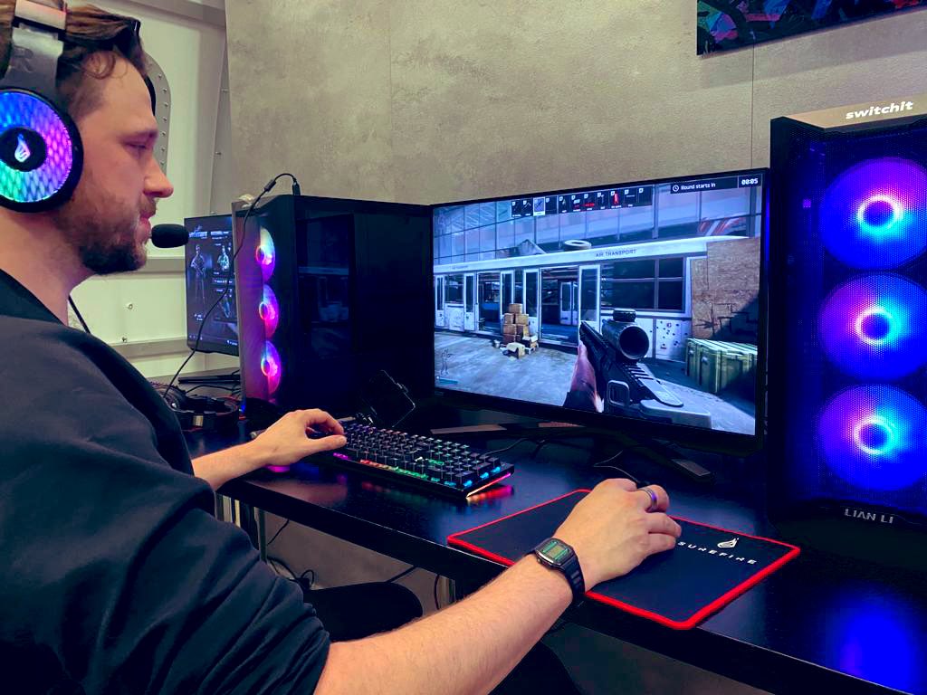 MRPURPLZ tweet media