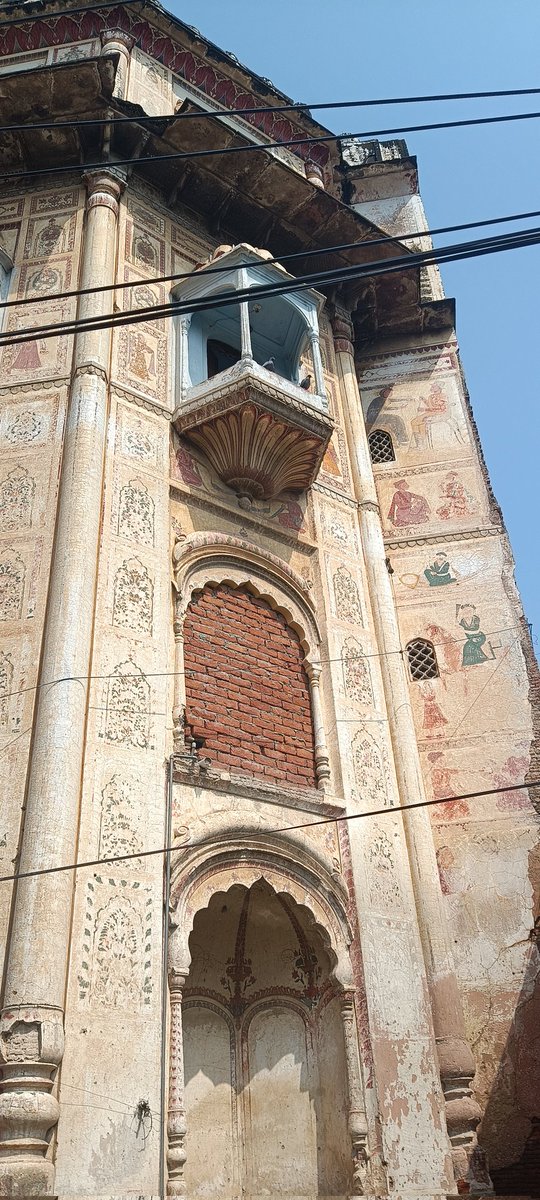 goforitdurgesh's tweet photo. Found this heritage site today in kankhal haridwar. Only the ruins are left today. Why ain't ASI doing anything about it? @ASIGoI @MygovU https://t.co/vjp3oKnlIP