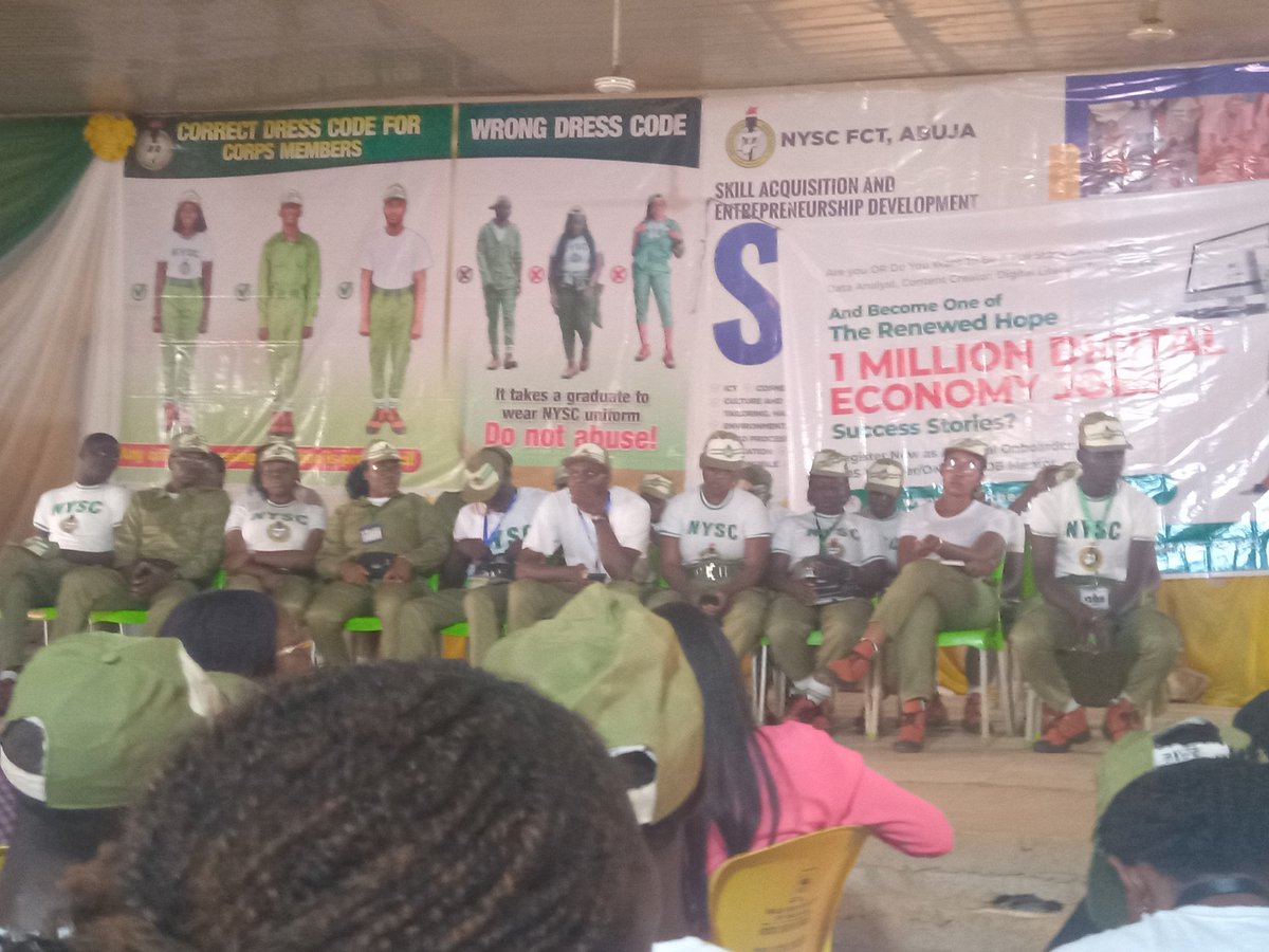 Onyekachi_Ralph's tweet photo. Platoon 5 for the win!
#TheYouthAreHere!
@MindThe_GapNG @officialNYSCng @dodeelscds @onthejob_ng #NYSC23B2 #MTGNG #KubwaCamp
#Platoon5 https://t.co/9E1GQxrak3