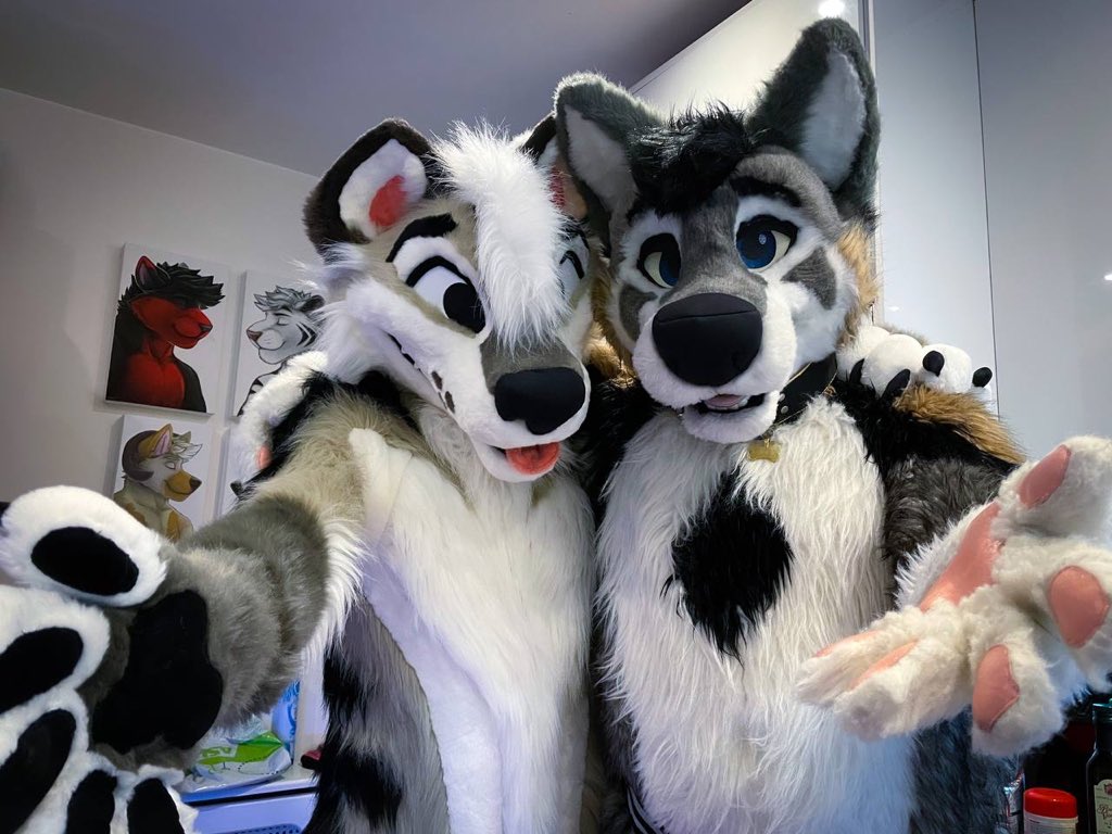 <a href="/techtiggie/">tech</a> <a href="/FurryJayDash/">Who's Raiden?</a> Can confirm, wolf hugs are v good