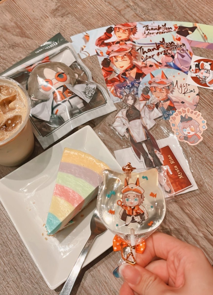 鏡音レン ,鏡音リン 「said cafe hopping is just weeb activitie」|pearl 🍊🍊🍊🍊のイラスト