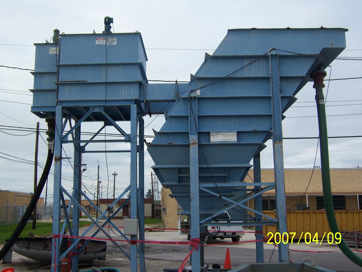 SepratechCorp's tweet photo. Sepratech's fabrication facility designs and manufactures the solutions you need for industrial  water filtration. We are here to help. #h2o #water, #industry, #waterfiltration #automation https://t.co/KLAQqV7dr8  #waterislife #cleanenvironment #healthywater #reverseosmosis https://t.co/l2CNtB4Epj