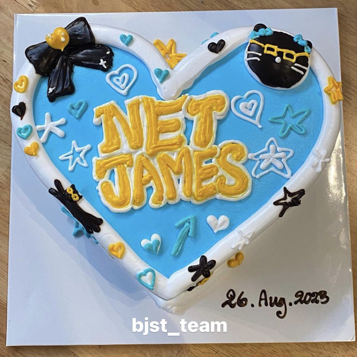 Cake for NETJAMES 🥹 Welcome to Cambodia 🥰 #NetJames1stFMinPhnomPenh #NetJames