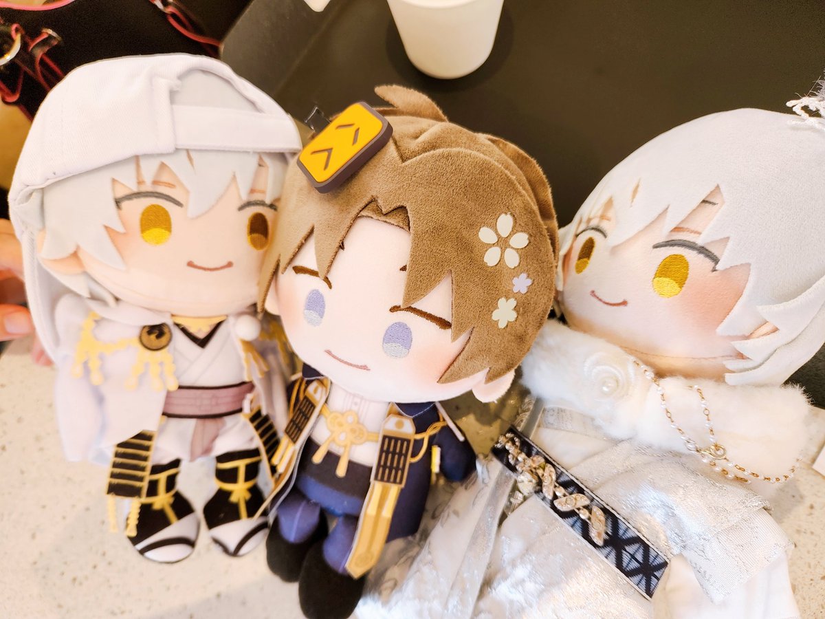 \헤시키리!/        \하세베다!!/       \헤시키리!/