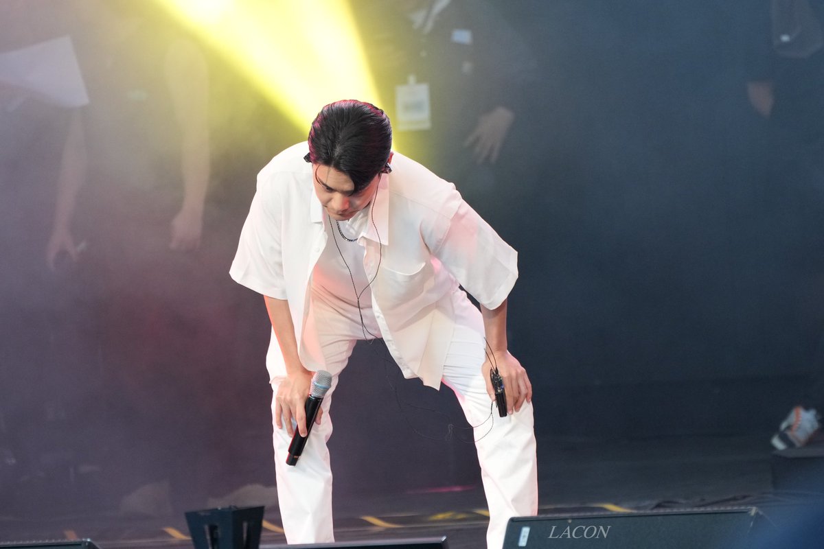 230826 파크 콘서트
리허설

  스트레칭폼 최고다 
#라포엠 #LAPOEM
#유채훈