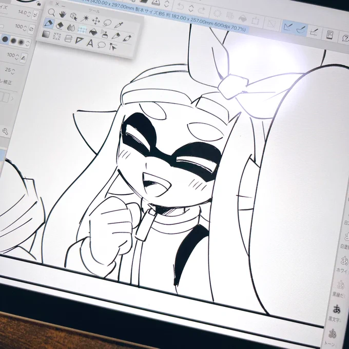 ひたすらペン入れ✍️ 
