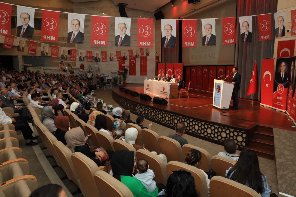 hkilca's tweet photo. Milliyetçi Hareket Partisi Karatay İlçe Başkanlığı 14. Olağan Kongresi’nin hayırlı olmasını diliyor, yeniden ilçe başkanlığına seçilen Sebahattin Küçükdoğru Beye ve yönetimine  tebriklerimi iletiyorum. https://t.co/70WDnnfDUY