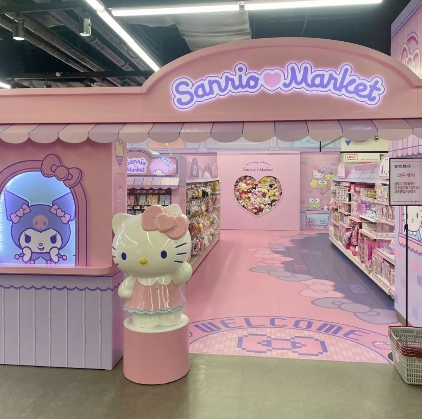 heartipink's tweet photo. let’s go to the sanrio market together https://t.co/8CDNHrQFXc