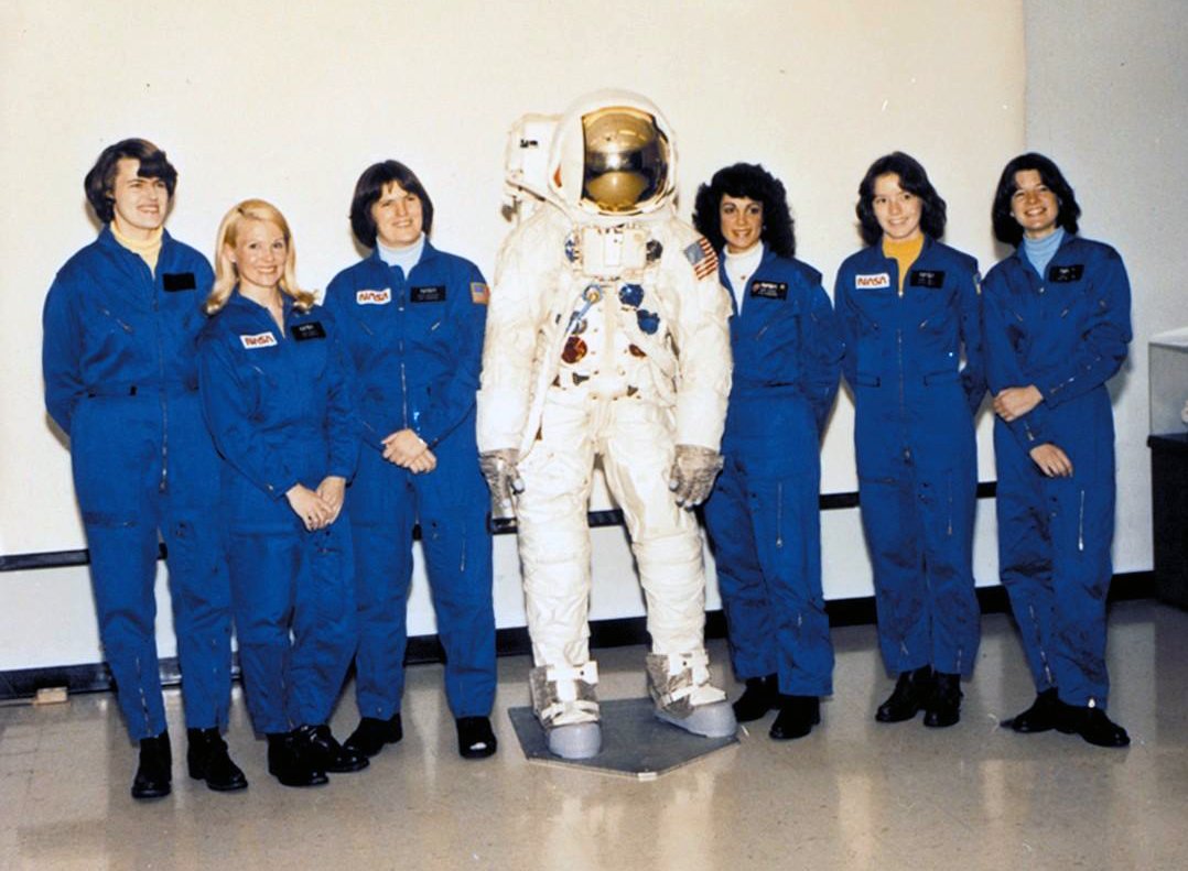 Trailblazers 🚀 Shannon W. Lucid, Margaret Rhea Seddon, Kathryn D. Sullivan, Judith A. Resnik, Anna L. Fisher, and Sally K. Ride made up NASA's first female astronaut class. Happy #WomensEqualityDay!