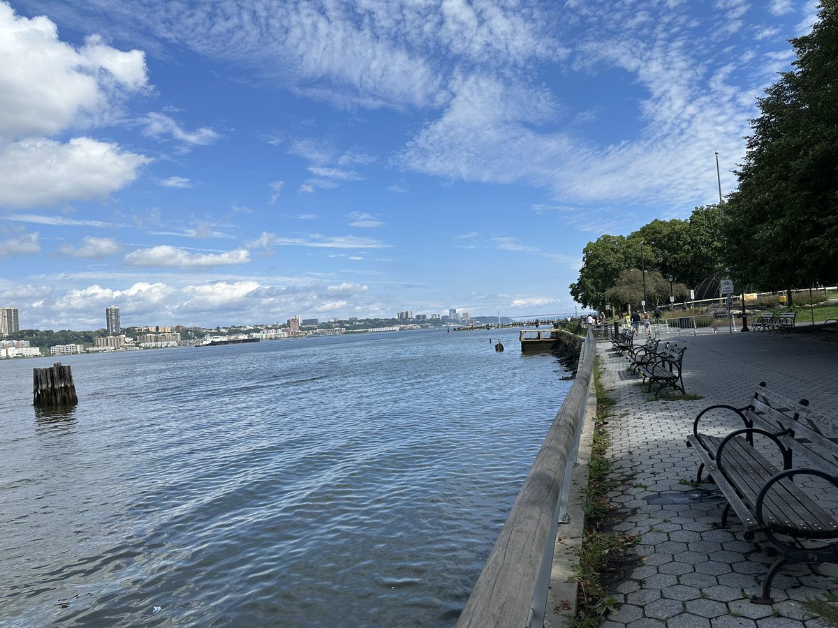 runnerup's tweet photo. Had a long weekend trip planned with my best friend, but she passed unexpectedly a month prior. Still doing the NYC part of the trip, but it’s bittersweet, so I’m just staring at the Hudson River wishing she was here https://t.co/SOAMF19yhE
