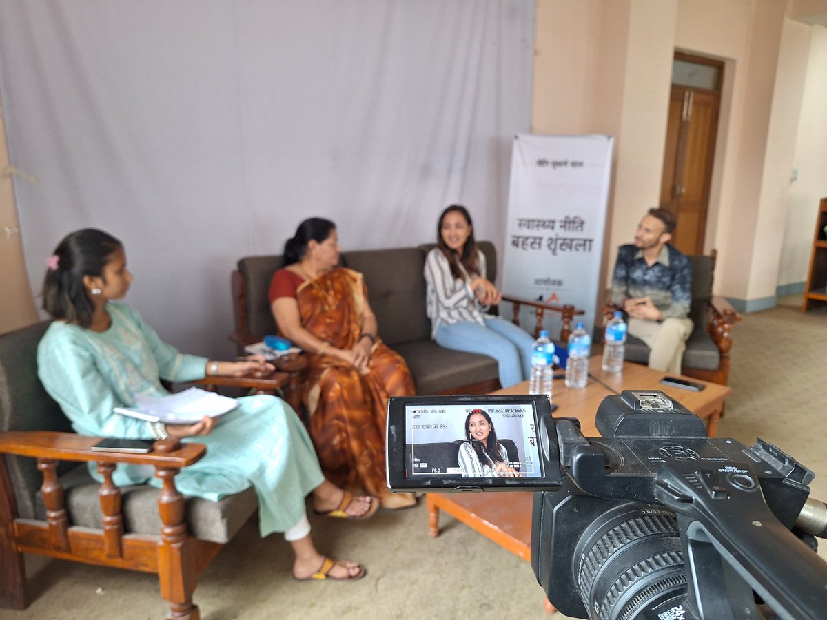 PHDGNepal's tweet photo. पब्लिक हेल्थ डिस्कसन ग्रुप (फिएचडिजी)ले गरेको ‘मनोविज्ञान विषयमा बढ्दो आकर्षण, कस्तो गुणस्तर ?’ विषयक अन्तरक्रियात्मक कार्यक्रममा साइकोथेरापिस्ट तथा लेक्चरर गणेश अम्गाईँले यो विषयमा चुनौती भए पनि अवसर पनि उत्तिकै रहेको बताए ।
https://t.co/YHleQBxxFL https://t.co/M3RljCX8yj