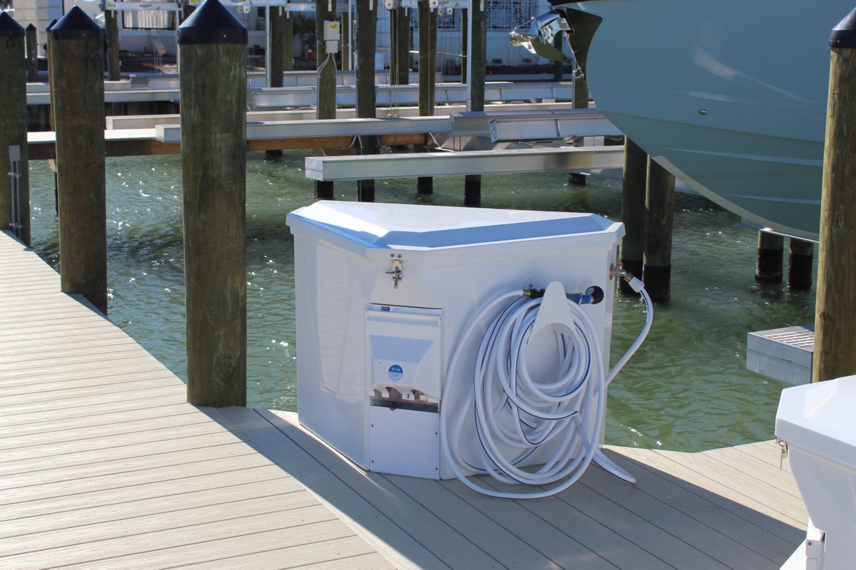 dock_boxes's tweet image. Upgrade your dock with our top-of-the-line power pedestals and enjoy a reliable and efficient source of electricity for your boating needs. Order now and experience the difference! 💪
dockboxes.com/power-pedestal…
#PowerPedestals #DockUpgrades #BoatingEssentials #DockBoxes