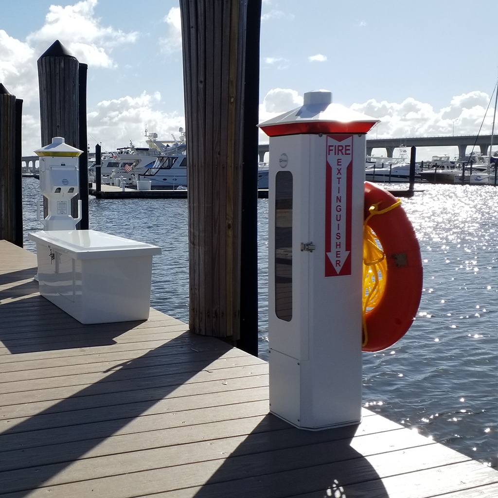 dock_boxes's tweet image. Upgrade your dock with our top-of-the-line power pedestals and enjoy a reliable and efficient source of electricity for your boating needs. Order now and experience the difference! 💪
dockboxes.com/power-pedestal…
#PowerPedestals #DockUpgrades #BoatingEssentials #DockBoxes
