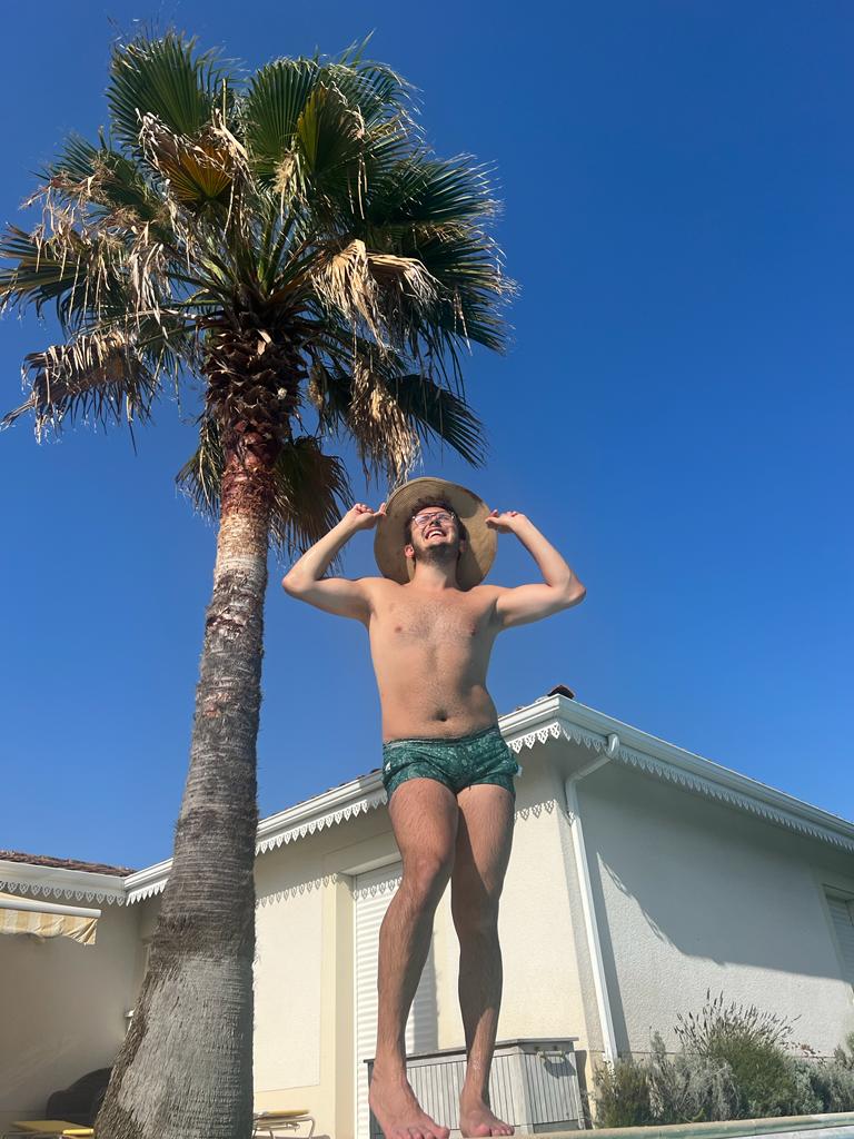 jazzeparry's tweet image. It is my birthday everyday ✨💞 (forever 21 tho, idc)

Little &quot;Out Of Drag&quot; post, because behind a bad bitch with a sleek makeup and a wig, there&apos;s another Jazze. A little more simple, but 100% a bitch still 😂😂

#jazzeparry #dragqueen #outofdrag #outofdragvlog #birthday