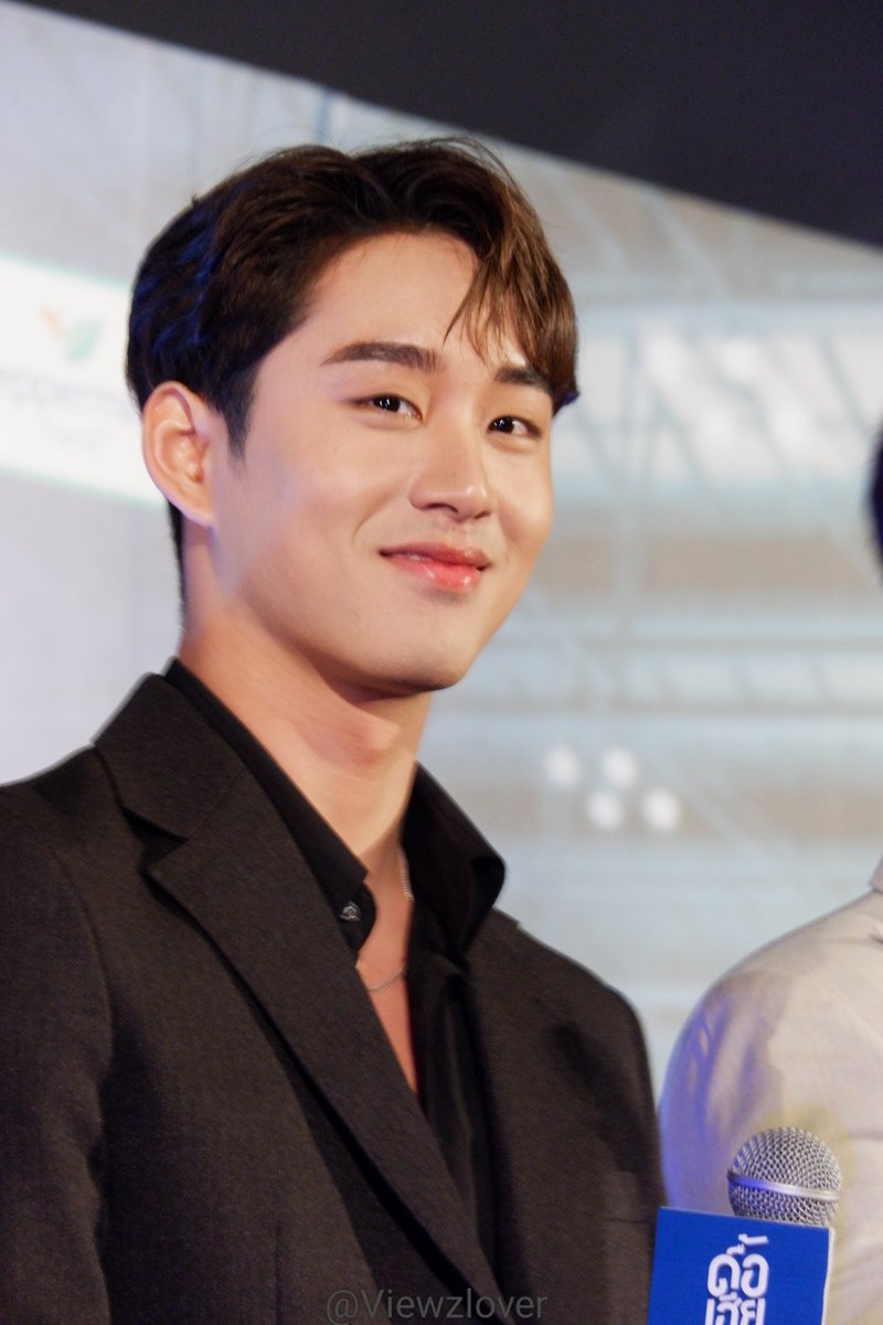 Viewzlover's tweet image. คุณเลขาสุดหล่อ มีหวานใจยังคะ.//.)
#ESTEAM
#ดื้อเฮียEP1กับอี้เดียว