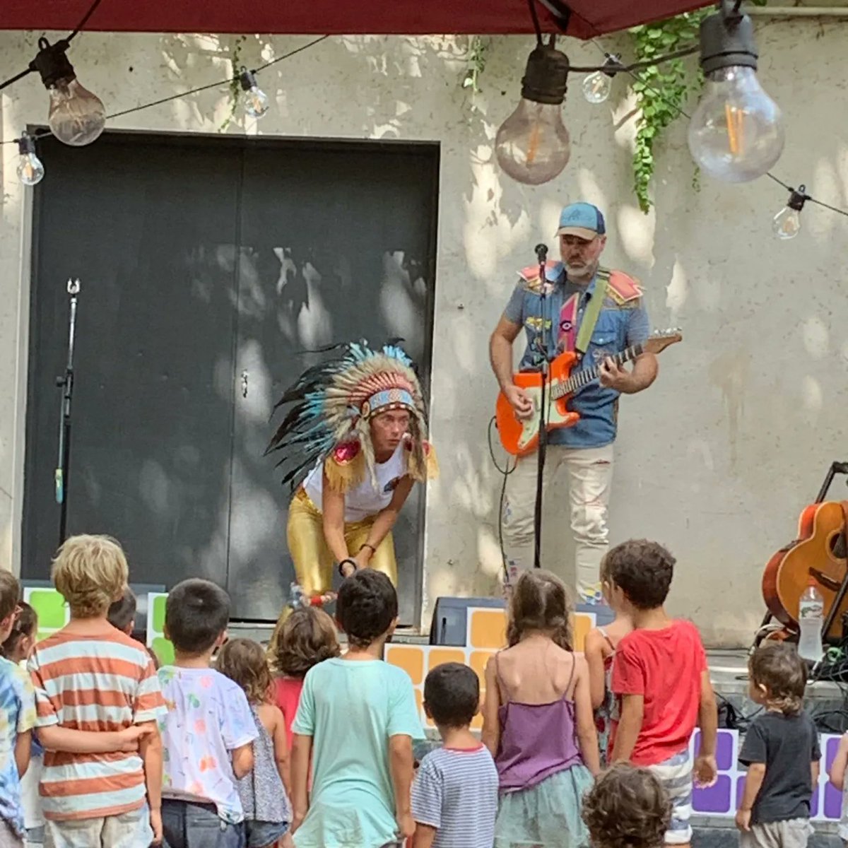 AteneuIgualadi's tweet image. Avui hem gaudit amb la @lali.begood amb cançons rockeres i molt molones per a famílies modernes ♥️♥️ #ElteuAteneu #AlTeuAteneuHiPassenCoses #160anysateneu