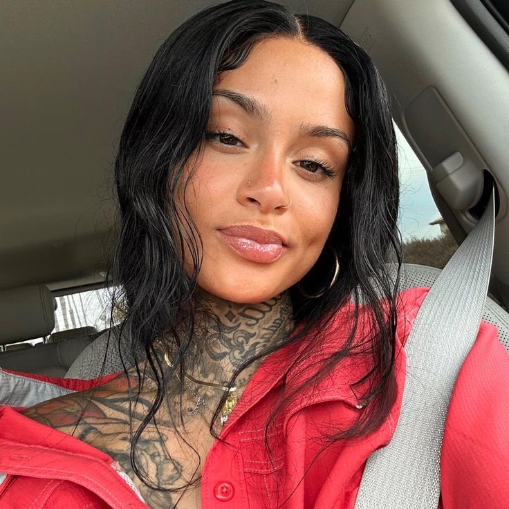 AstrosCutest's tweet photo. Heeeeey guys, ik it’s been forever so let me reintroduce myself 😁 i’m Aurora but Rory works just fine. I have nothing witty to say so quote this w ur report card and tell me if it’s accurate or not (the last one should be an A+ for me)! Even better if u add ur big 3 #ASTROINTRO https://t.co/XQyeww1Fy1