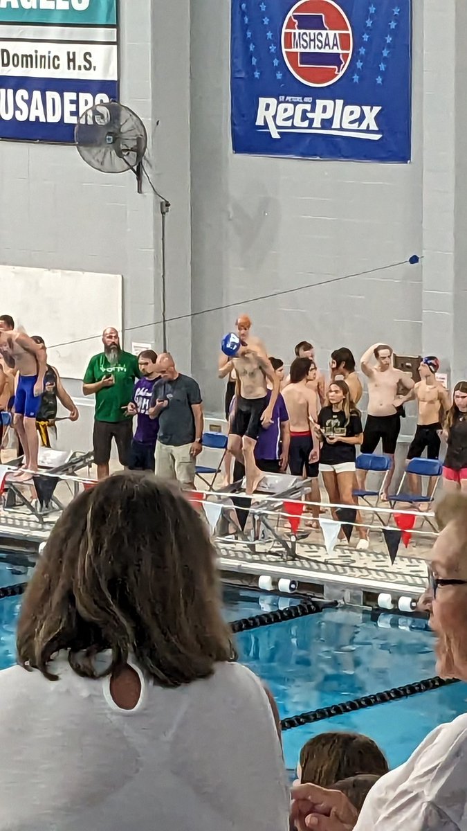 fecke_science's tweet photo. Brock O'clock time!! @WHSBlueJays https://t.co/1o93KQtdh6