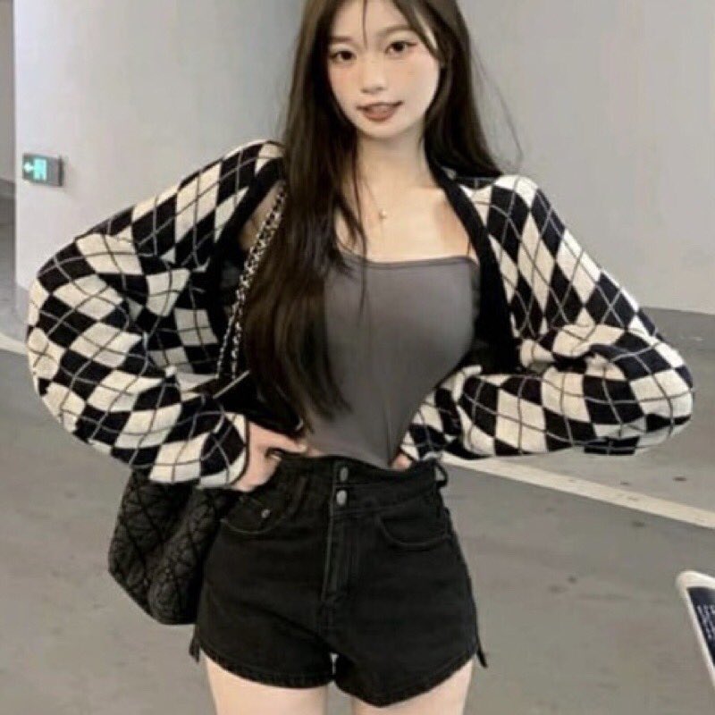 chuncuniiee_'s tweet photo. - ✧ ˚. Rekomendasi cardigan -
(link in bio no. 4-7) https://t.co/cI0nQQvuiS