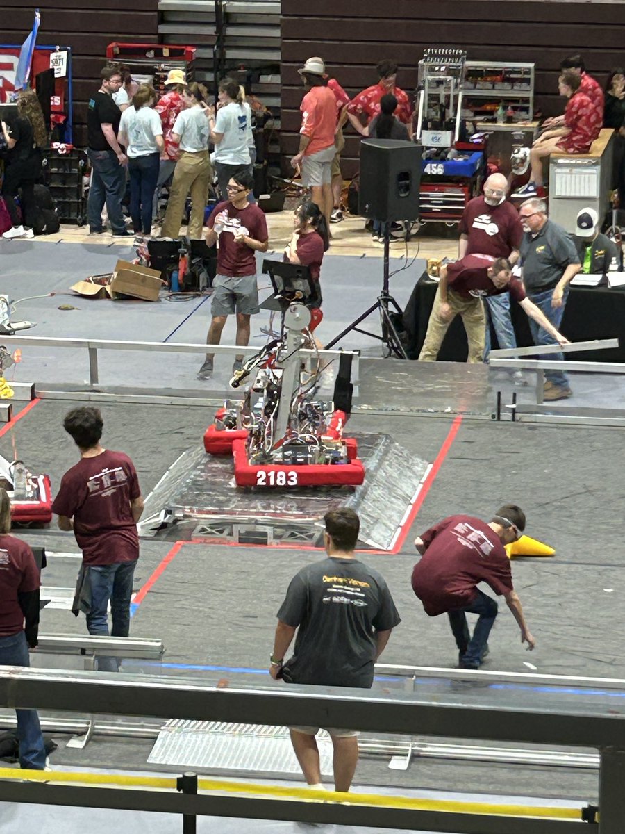 Tigerbots2183's tweet photo. Red Stick Rumble! https://t.co/iNrW1gmmW6