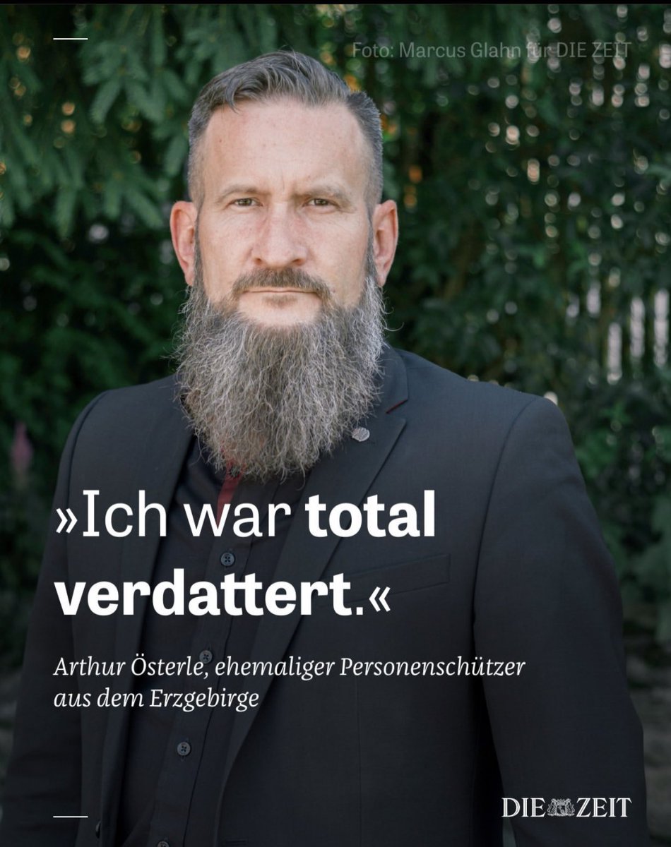 Liebe <a href="/DIEZEIT/">DIE ZEIT</a>-Headliner: einen bundesweit bekannten Neonazi solltet ihr nicht als „ehemaligen Personenschützer aus dem Erzgebirge“ vorstellen. Was geht denn bei Euch ab?