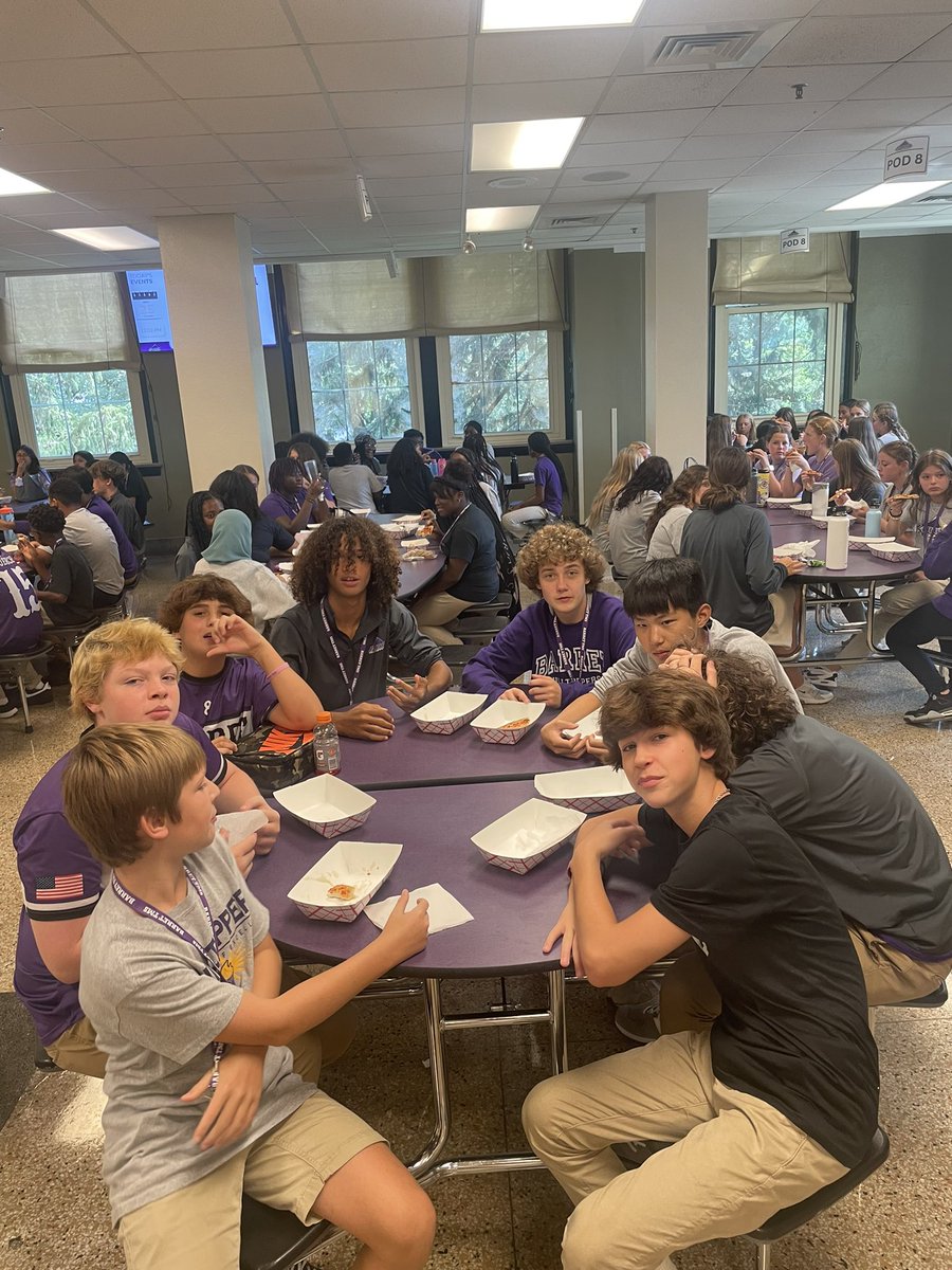 RaechelMinor's tweet photo. Our 8th grade @barretjcps students and teachers  participation in a community building day! Their leadership helps guide the #excellence expectation that sets the Hilltoppers apart. TY to BarretPTA and Ms. McCoy for their leadership! #middleleads @AmyStrite https://t.co/7RiK3EZBkw