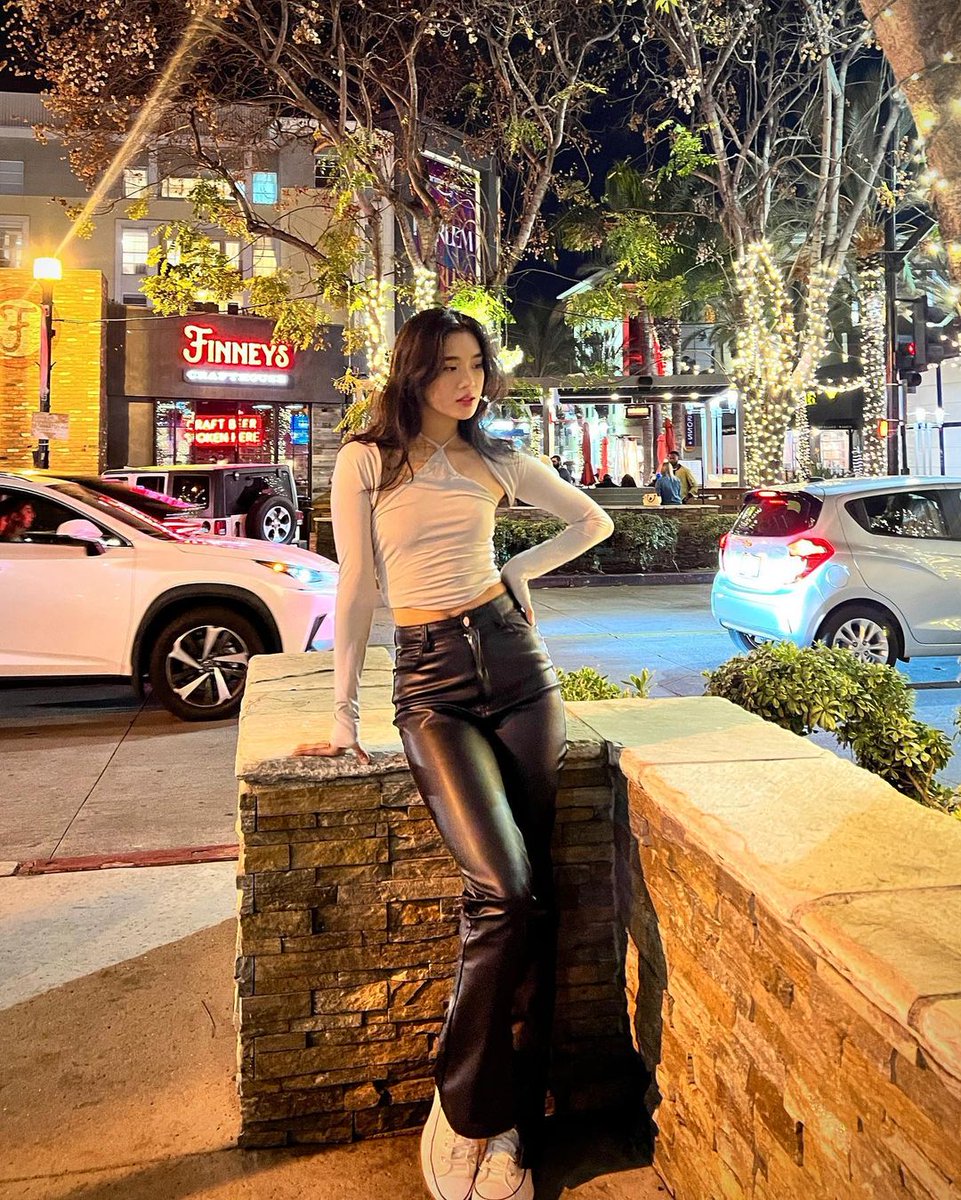 KATSEYE_UPDATES's tweet image. The Debut ‘Dream Academy’ Participant:

• SOPHIA LAFORTEZA
• 🇵🇭
• 2003

#DREAMACADEMYHQ #HYBEGEFFEN #HYBE #GEFFEN