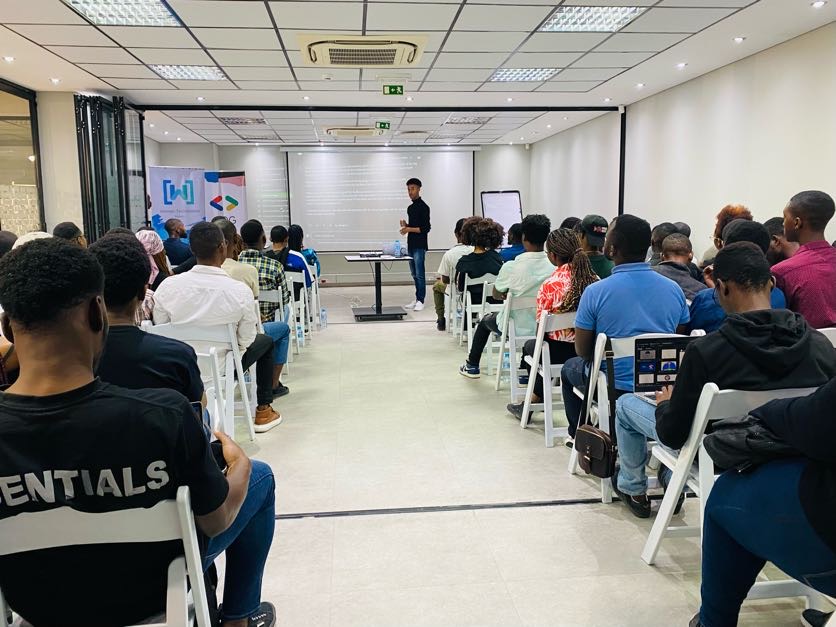 Google I/O Extended Maputo Part II 🤍💙

#GDGMaputo
#IOExtended23
#wtmmaputo
#Mozdevz
#IncubadoraDoStandardBank