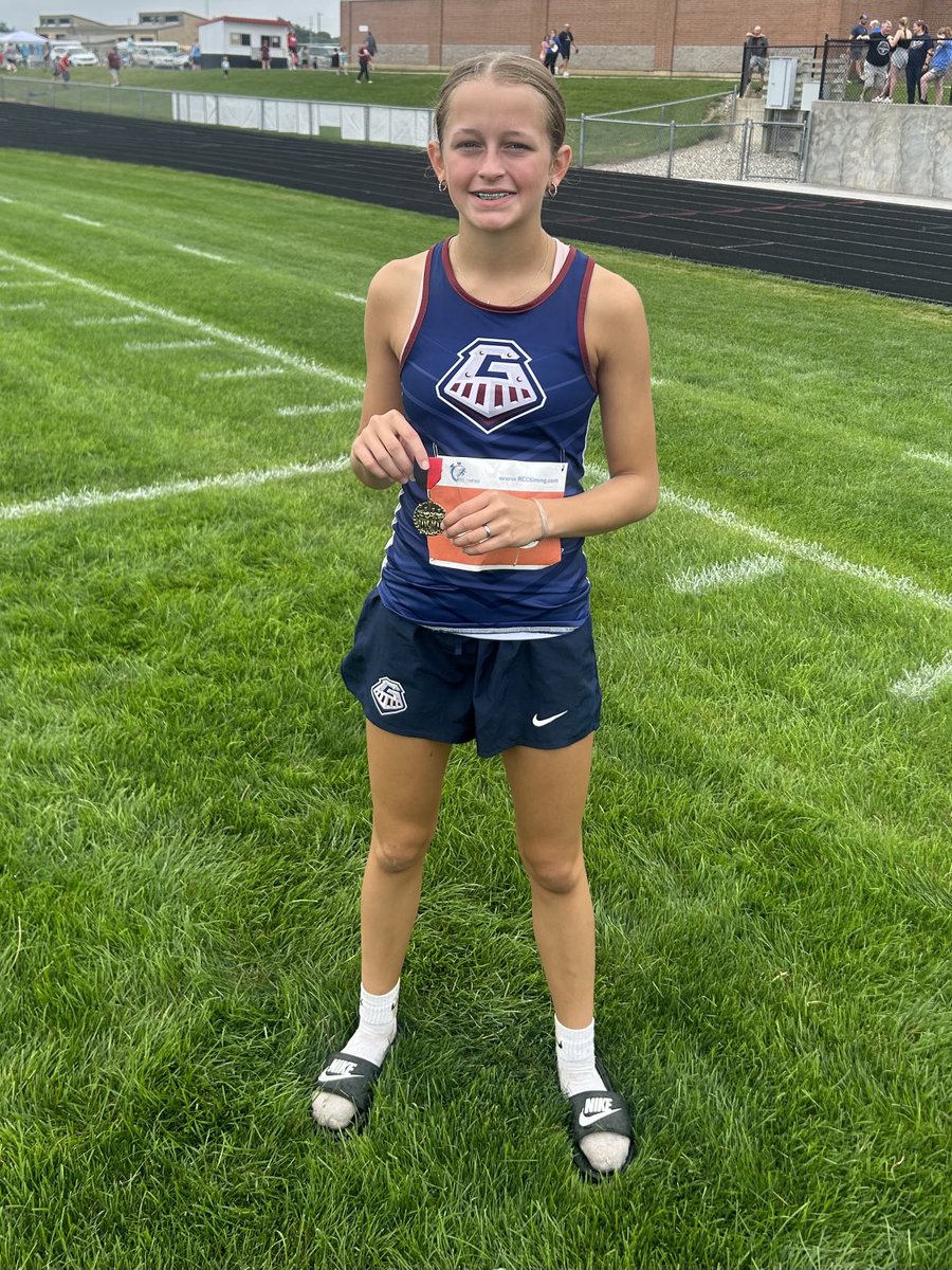 JimPetre1's tweet photo. The Garrett Girls XC team places 4th out of 11 teams at the Prairie Heights Inv. Led by Elly Cossairt 13th, Charlotte Lemen 21st, Adelle Romanetz 24th, Brooklyn Jacobs 38th and Addison Ebert 40th. Well done ladies!!! https://t.co/rN60Bv6mFk