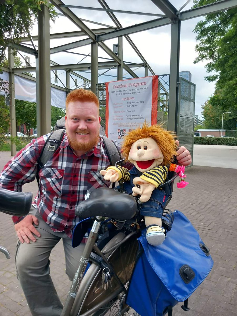 GodelieveTT's tweet photo. #RedHeadDays
#Spoorpark
#Tilburg
#STEEOK https://t.co/HUynJgIFml