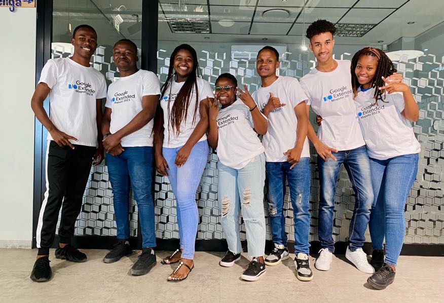 Shannypondja's tweet image. Google I/O Extended Maputo Part II 🤩🤩🤩🤩

#GDGMaputo
#IOExtended23
#wtmmaputo
#Mozdevz
#IncubadoraDoStandardBank