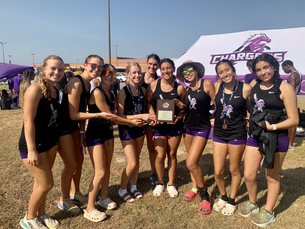Coach_Kowalski's tweet photo. So much hardware it looks like we robbed the trophy shop today!π
πVarsity Boys Elite Champion & Girls Varsity Champion! #WeAreFu1shear @FulshearXC https://t.co/L9VYBMfhNG