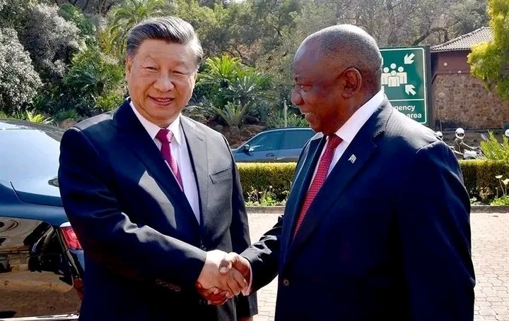 MDNnewss's tweet photo. China donated gifts of emergency electricity equipment worth R167 million.

#BRICSSummit2023 BRICS https://t.co/r3j2oIBzmq