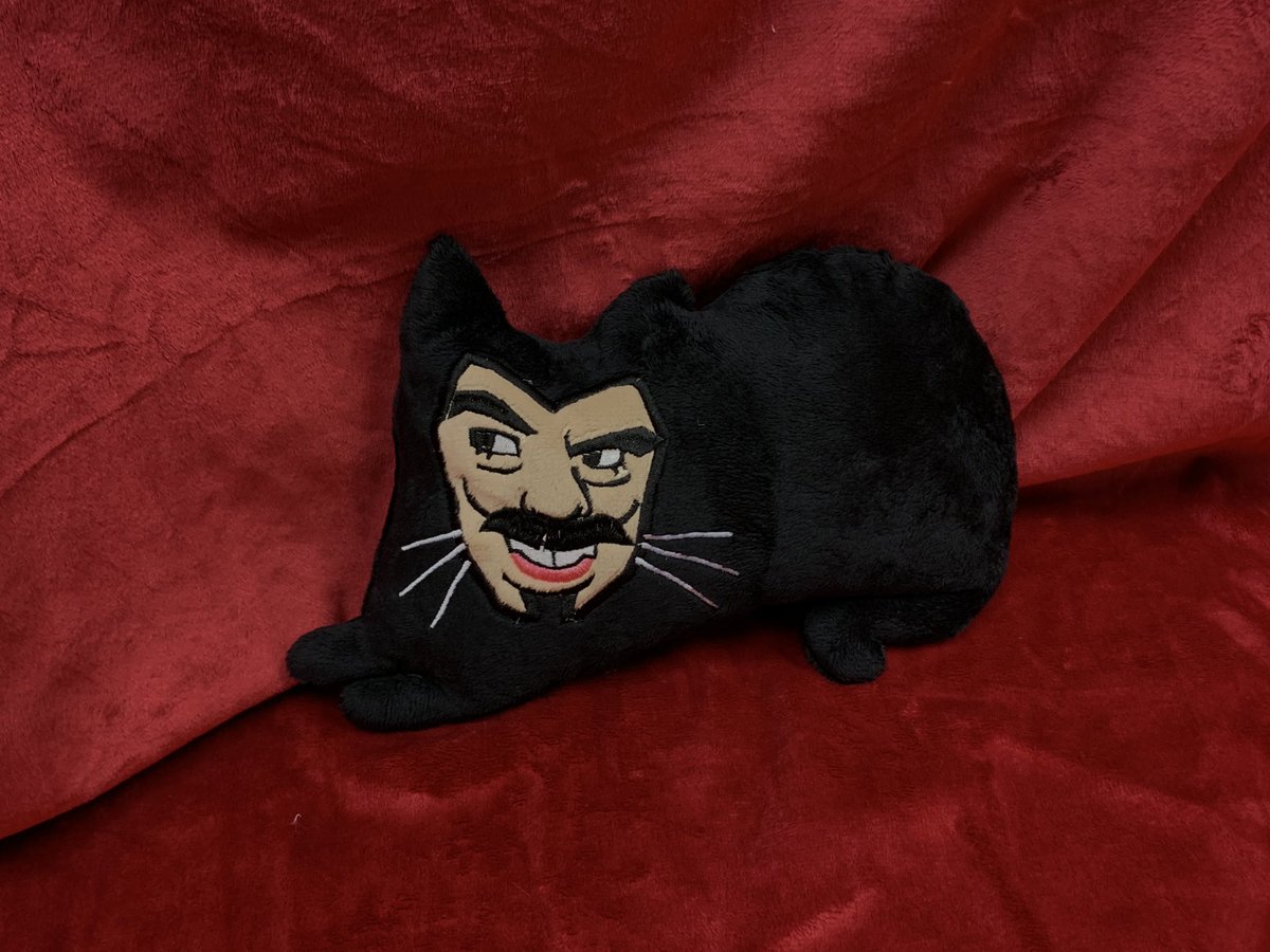 42yow's tweet photo. i've gotten a lot of new followers from some of my plushie posts sooo HI!!!! if you are interested in any of the plushies i post over the next month or two... they will be available in october!!!😁 https://t.co/csBm5l25ui
