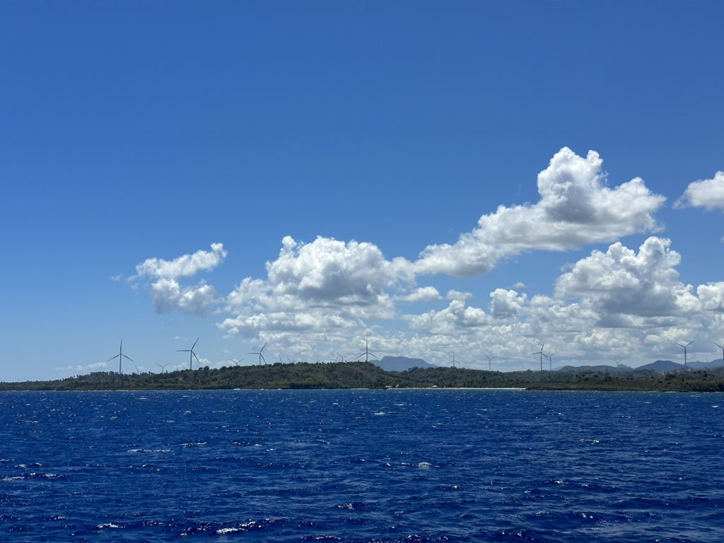 Anibal Capellan (@anibalcap) on Twitter photo Wind powered #RD Wind powered #RD