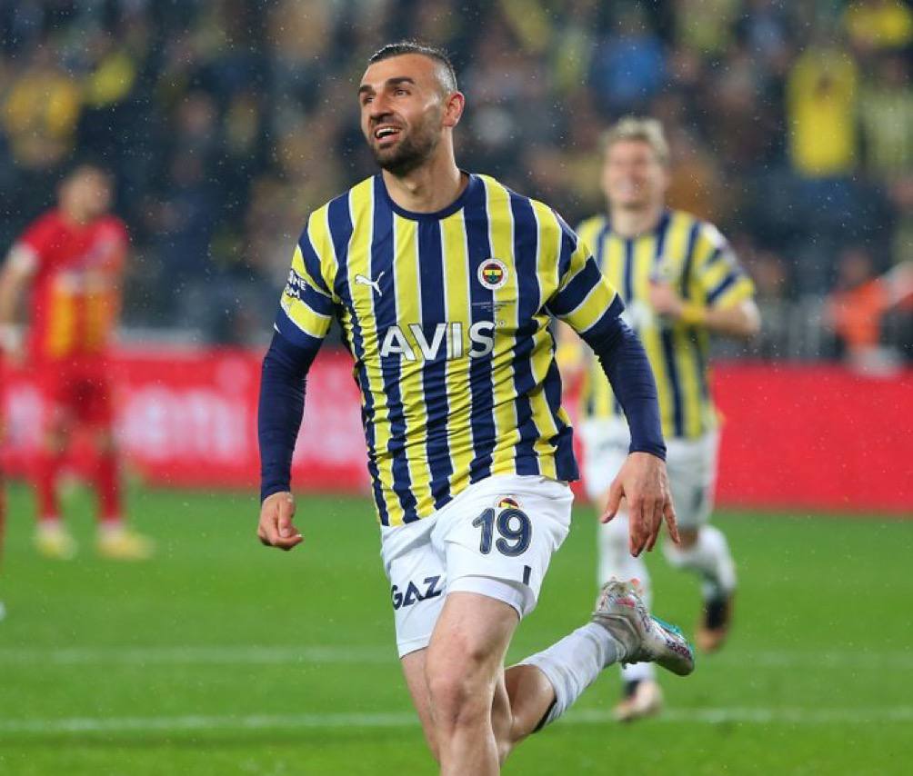 Karagümrük, Fenerbahçe’den Serdar Dursun’u kadrosuna ekledi.#pandorabet 
pandorabet344.com