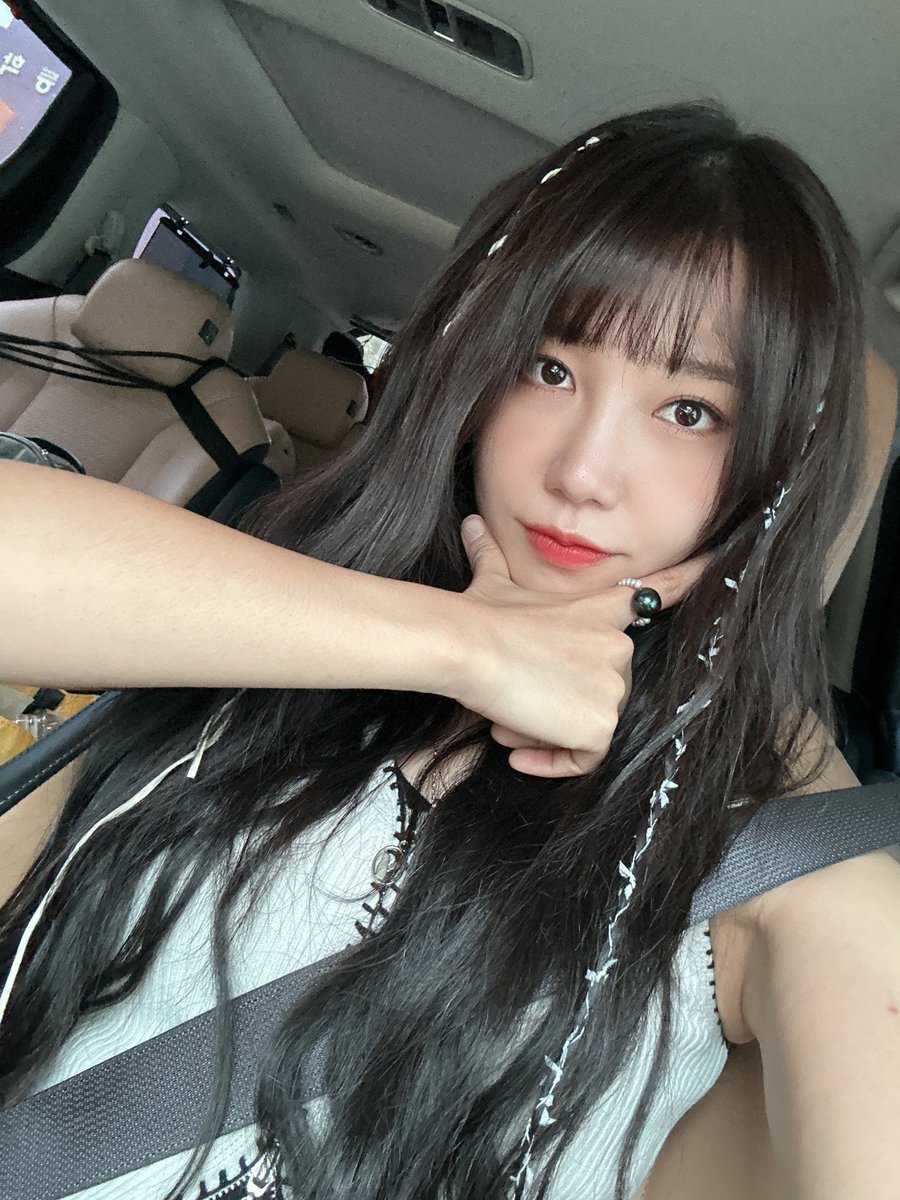 _geong_'s tweet photo. 사랑하는 사람 이름 외치며 하강! 
▬▬▬.◙.▬▬▬
▂▄▄▓▄▄▂
◢◤ █▀▀████▄▄▄▄◢◤
█▄ █ █▄ ███▀▀▀▀▀▀▀╬
◥█████◤ 
══╩══╩═ 
    ╬═╬
    ╬═╬ ＼○ノ  정은지!!! 
    ╬═╬    /
    ╬═╬ ノ)
    ╬═╬
    ╬═╬
    ╬═╬ https://t.co/VFhQcIeNej