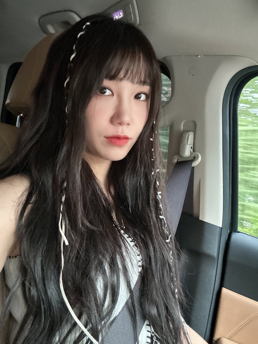 _geong_'s tweet photo. 사랑하는 사람 이름 외치며 하강! 
▬▬▬.◙.▬▬▬
▂▄▄▓▄▄▂
◢◤ █▀▀████▄▄▄▄◢◤
█▄ █ █▄ ███▀▀▀▀▀▀▀╬
◥█████◤ 
══╩══╩═ 
    ╬═╬
    ╬═╬ ＼○ノ  정은지!!! 
    ╬═╬    /
    ╬═╬ ノ)
    ╬═╬
    ╬═╬
    ╬═╬ https://t.co/VFhQcIeNej