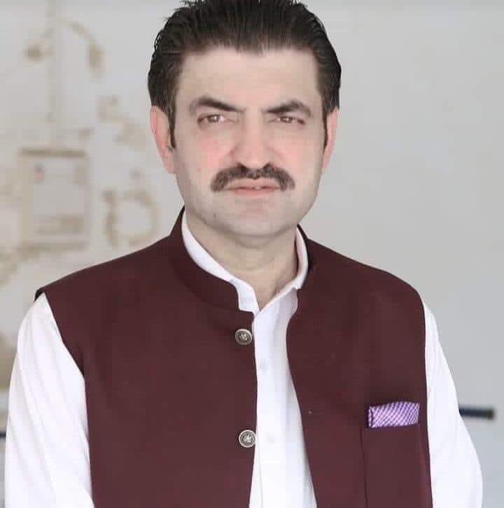 MuhammaddNawaz's tweet photo. یہی ایک بندہ ہے جو احتجاج کی کال دےکر ہمیں لیڈ کرسکتا کیونکہ باقی سب تو چھپپے ہوئے ہیں ۔

لہذا شیر افضل مروت صاحب کو چاہیے کہ احتجاج کا اعلان کر یں باقی عوام تیار ہیں انشاللہ ✌️✌️✌️ https://t.co/HOOu6VHrmx