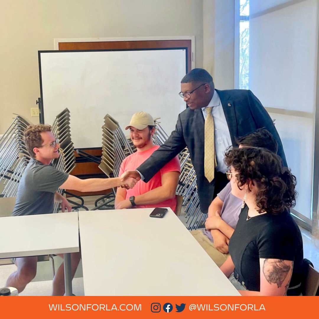 Earlier this week I visited with United Campus Workers, an affiliate of <a href="/AFLCIO/">AFL-CIO ✊</a>. They stood tall and got an increase in pay for PhD students at LSU. I committed to stand with them on issues of fair compensation, benefits, academic freedom, and so much more.

#lalege #lagov