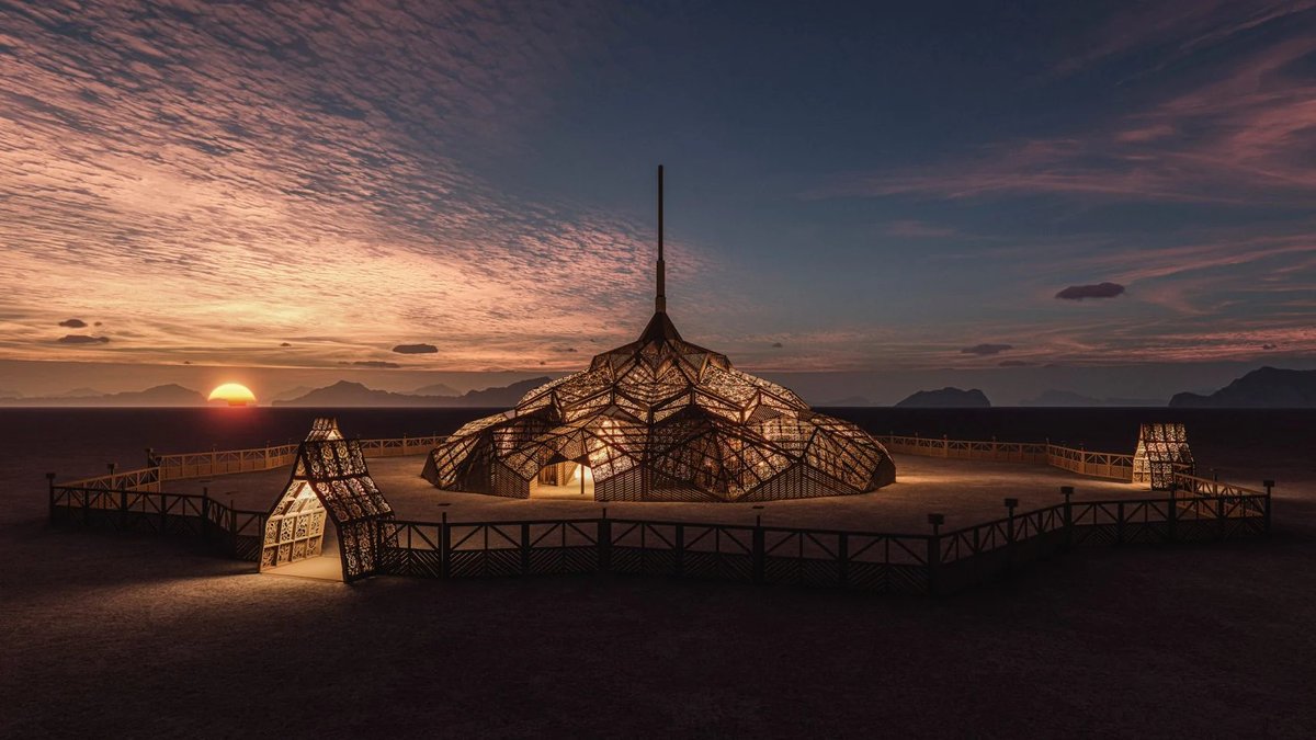 dezeen's tweet photo. This year's Burning Man temple will be clad in 640 porous wooden panels carved into a lace-like pattern:
https://t.co/HJStl3f0XY https://t.co/3UNKmpx2Ls