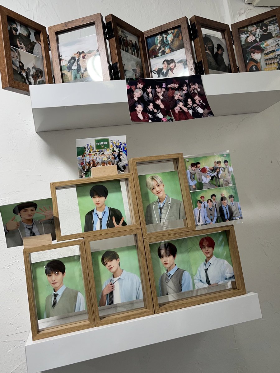 fulev0_'s tweet photo. 📍카페 이유

이번앨범 컨셉으로 꾸민부분도 있고 비트박스며 작년 드림이며 군데군데 다양하게 꾸며놔서 너무 좋았다

#WE_ARE_DREAM
#7드림_그리고_우리 https://t.co/I8FZUTC9gt