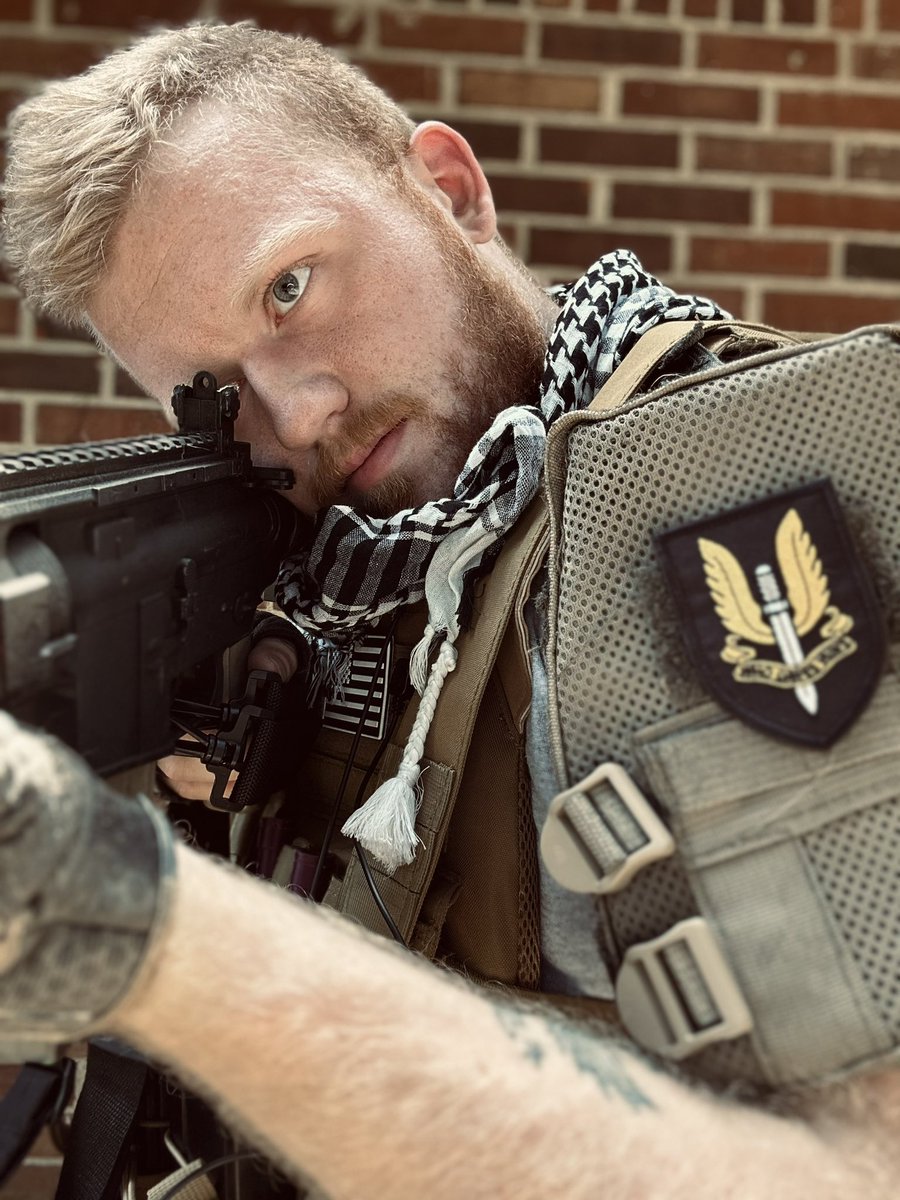 BuddyTrow's tweet photo. #codcosplay #callofduty #alexkeller #alexcosplay #alexcod #alexkellercosplay #mw1 #mwcosplay #pitbulls #mw2 #mw2cosplay https://t.co/Bnx9ZvKwwe