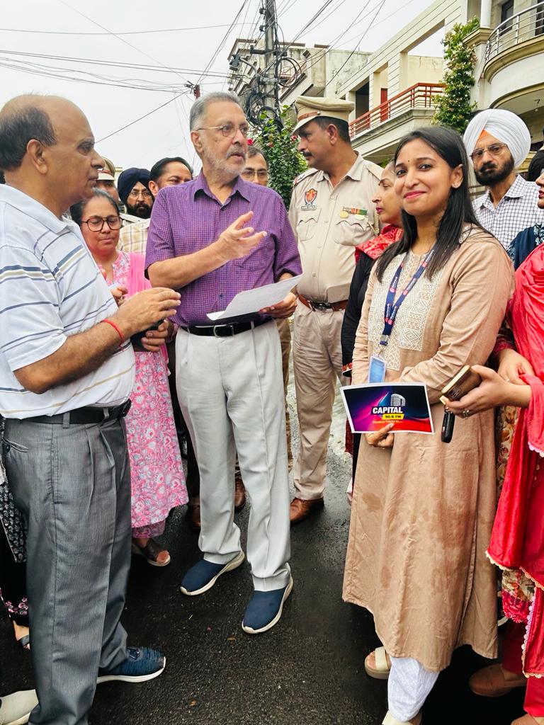 capitalfm908's tweet photo. Capital FM covered activity on Dengue per vaar har Shukervaar..... with the ministry of health, Punjab #Dengue #mohali #crcapital https://t.co/exJ35bDExU